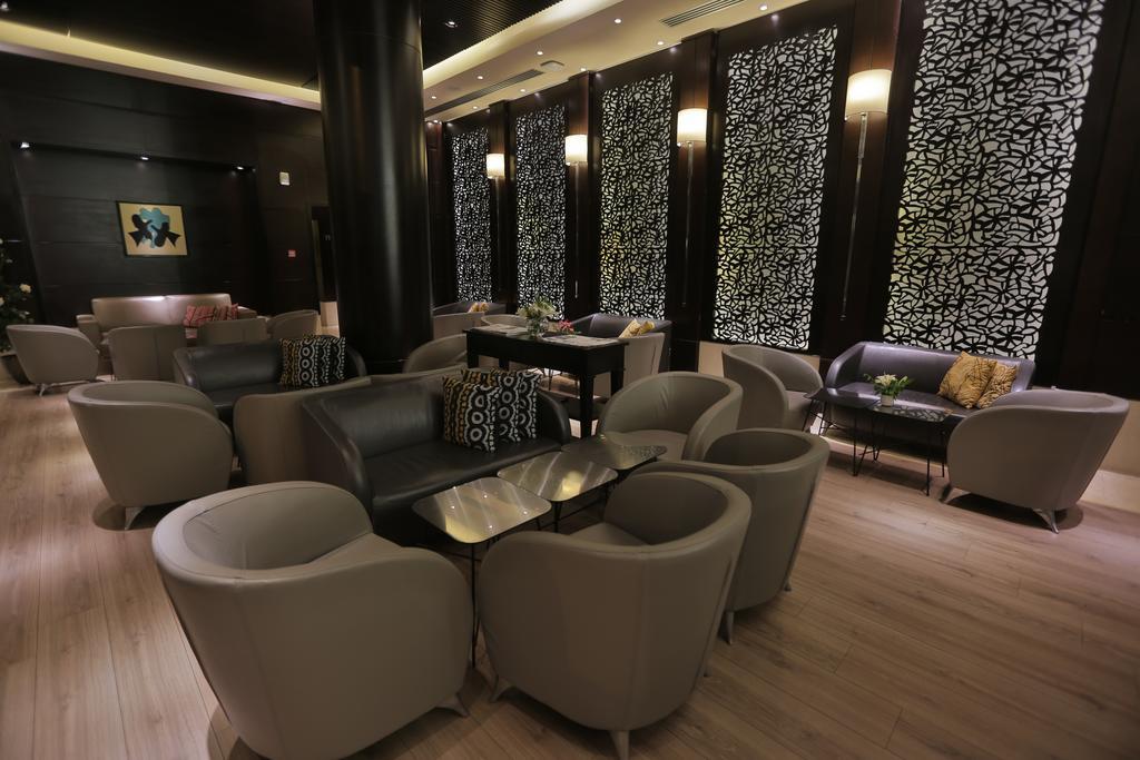 Le Corail Suites Hotel Tunis Exterior foto